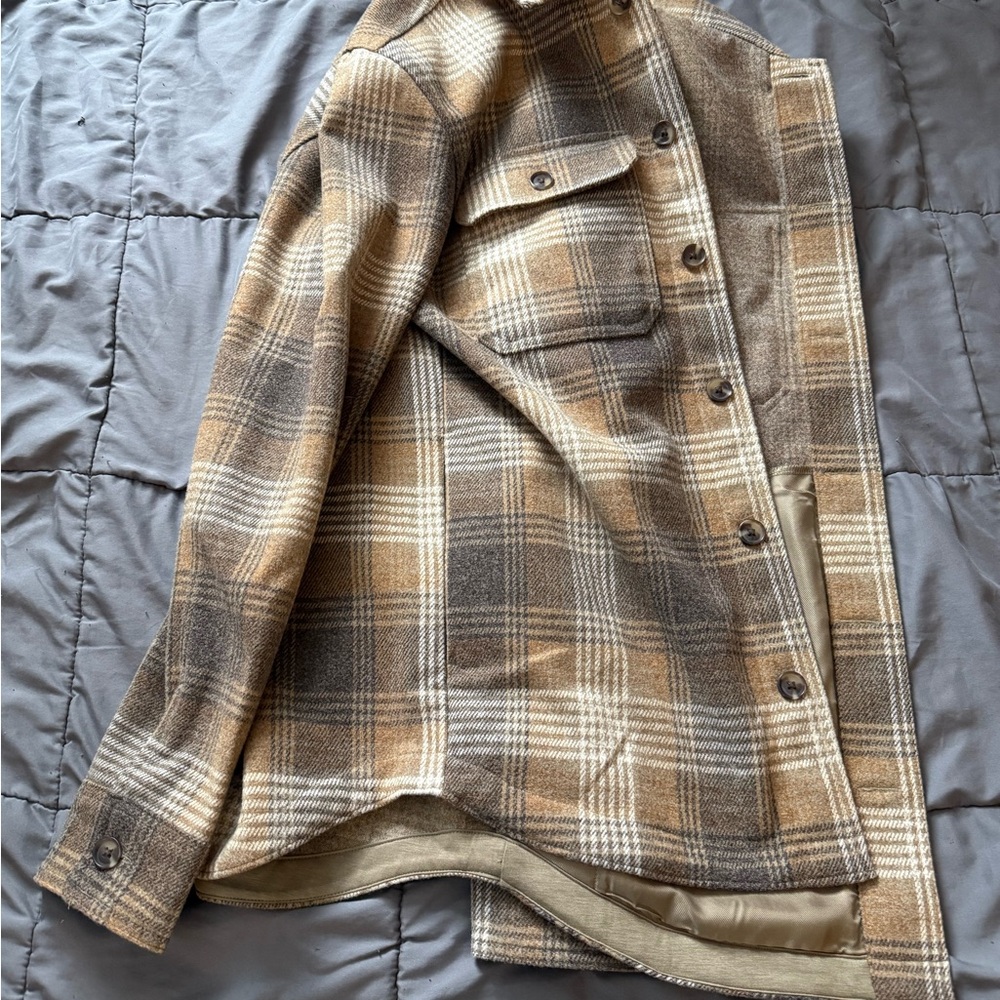 NWOT - Banana Republic Plaid Shirt Jacket in Brown and Tan